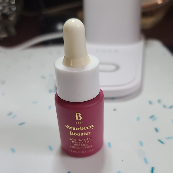 Strawberry Booster 🍓 skin care - Picture 3 of 3